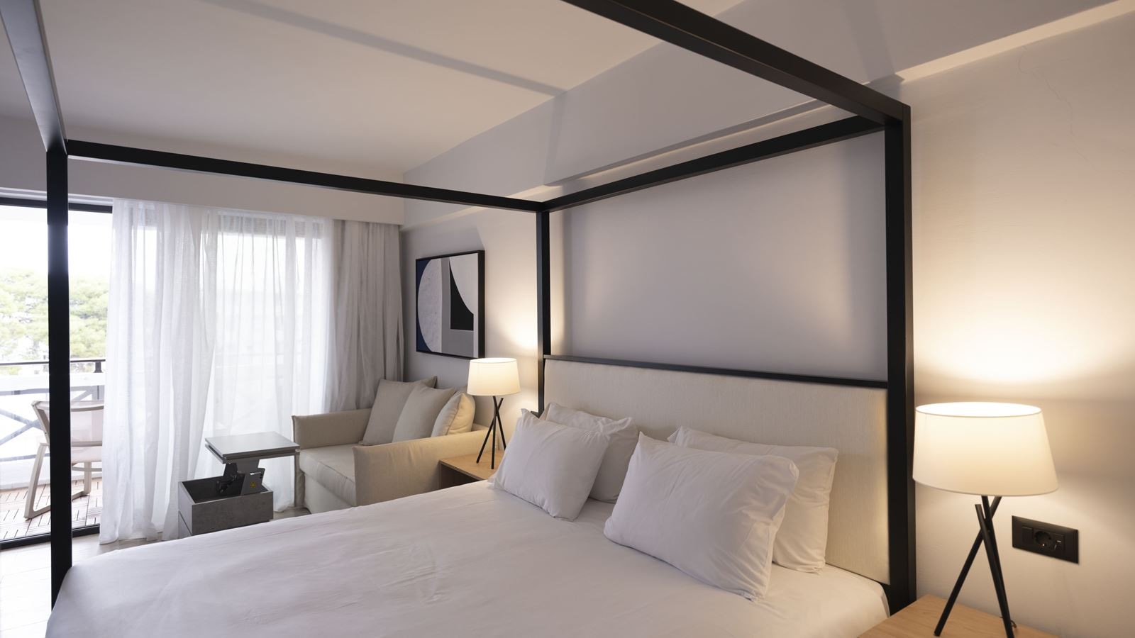 rooms-coral-room-double-balcony-or-terrace