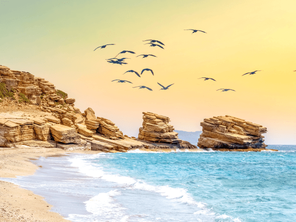 Matala: Co mají společného staří Římané a hippies?