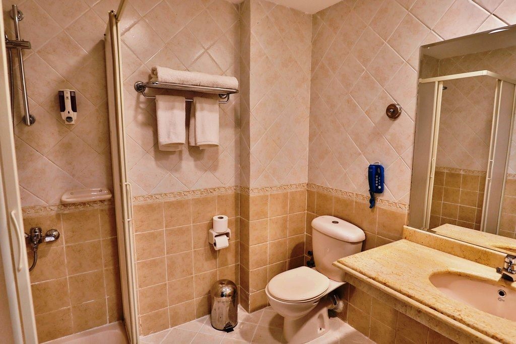 rooms-room-standard-sea-view