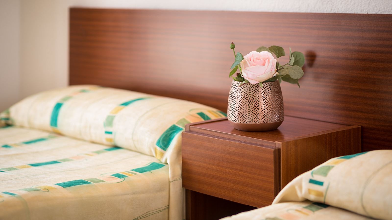 rooms-single-with-child-balcony-or-terrace