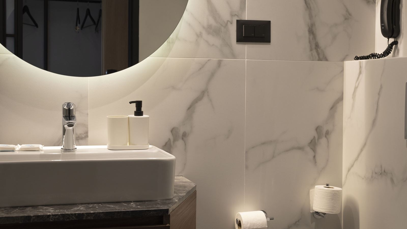 rooms-room-double-sideseaview-balcony-or-terrace